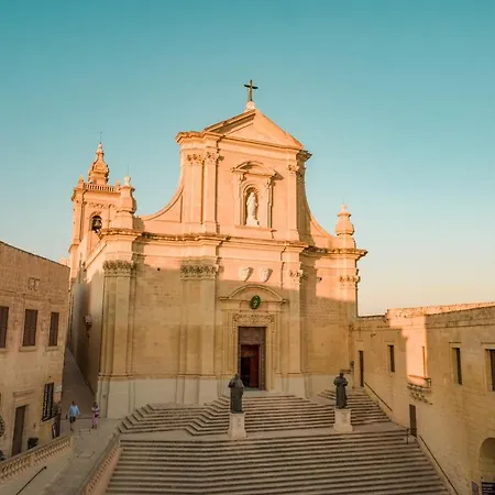 Maria Rosa فندق مبيت وإفطار 4*