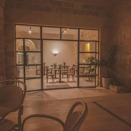 فندق مبيت وإفطار Maria Rosa 4*