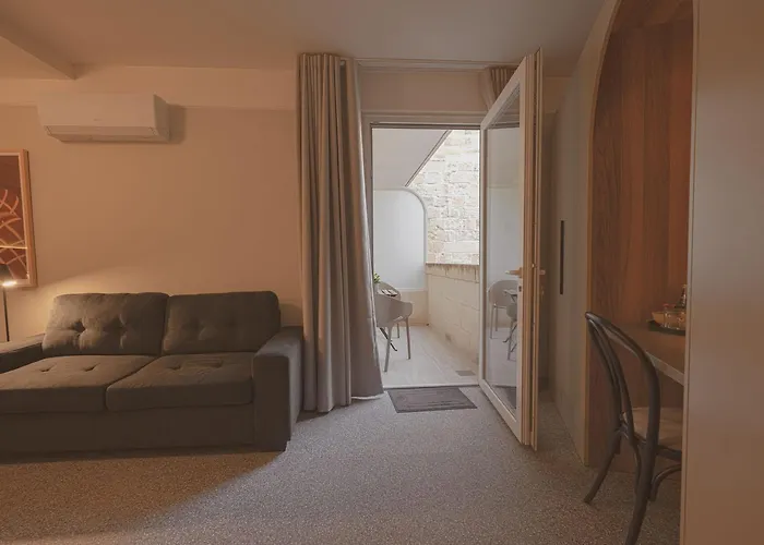 Alojamento de Acomodação e Pequeno-almoço Maria Rosa