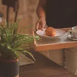 Maria Rosa Bed & Breakfast 4*