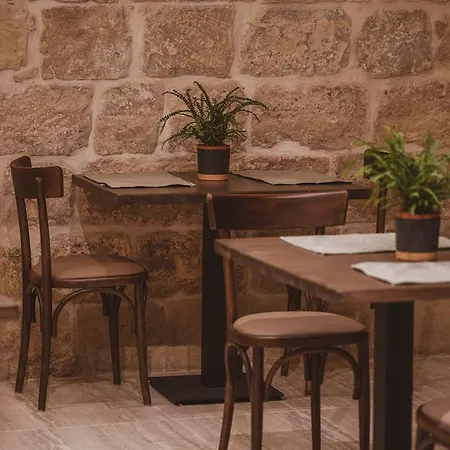 Couette-café Maria Rosa Victoria