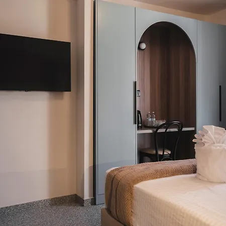 Maria Rosa 4* Victoria