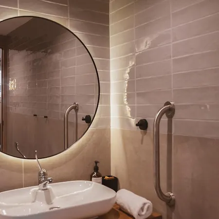 Maria Rosa 4* Victoria