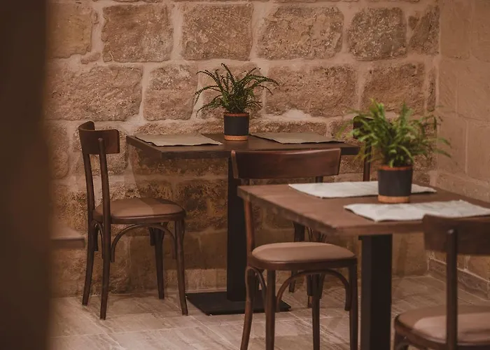 Alojamento de Acomodação e Pequeno-almoço Maria Rosa Victoria